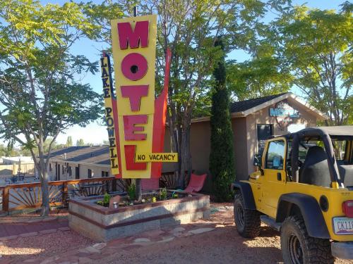 Lake Powell Motel & Apartments