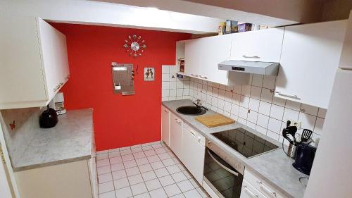 Parklife Apartments - image 2