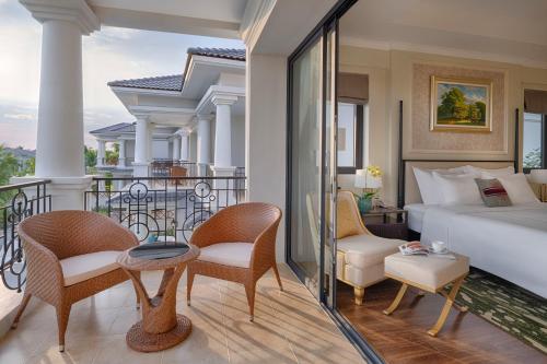 Balcony/terrace, Vinpearl Wonderworld Phu Quoc near Vinmec International Hospital