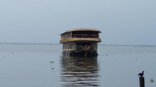 Rosey Houseboats图片