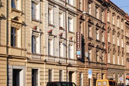 Duskova Apartments – Prague, PA