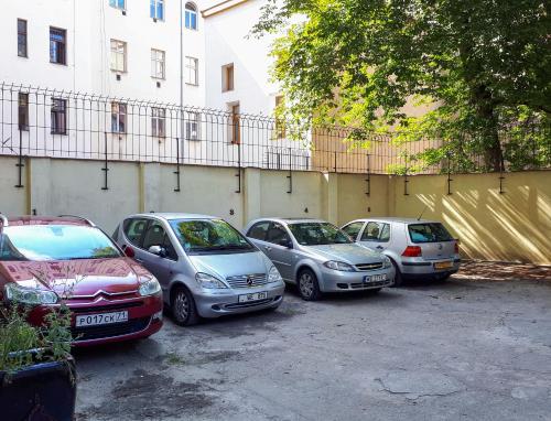Duskova Apartments - image 12