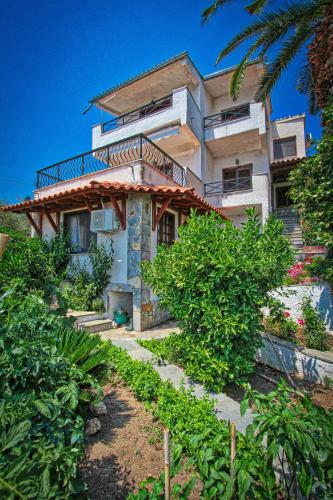  Best Sea View Studio in Palaió Tsiflíki