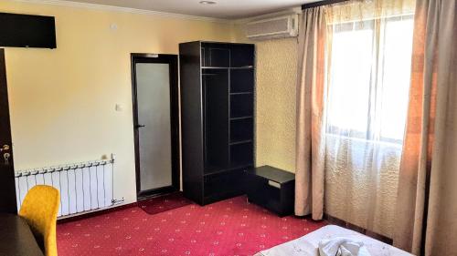 Hotel Hilez - image 12