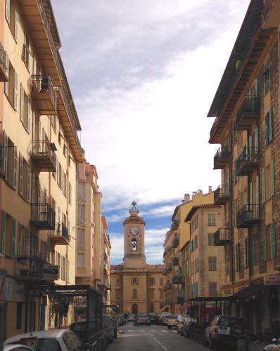 2 Pièces au coeur du quartier branché du port, Nice (fotografie 7)