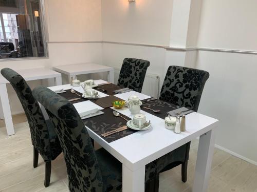 Eten en drinken, Edelweiss Guest House in Douglas