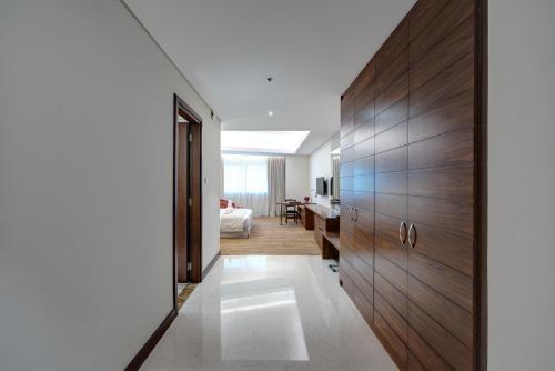 Center Hotel Sharjah — Main Photo
