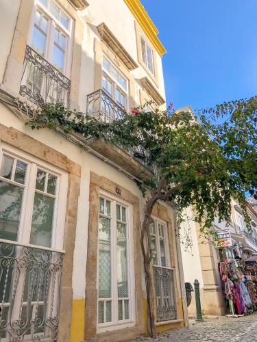  Cabreira Suites | Tavira Historical Centre in Tavira