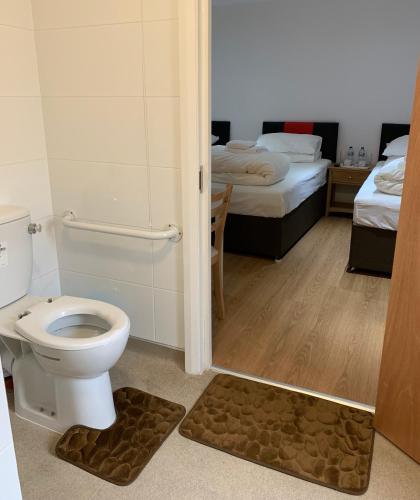 Fürdőszoba, Oxford Bed and Breakfast in Dél-Kidlington