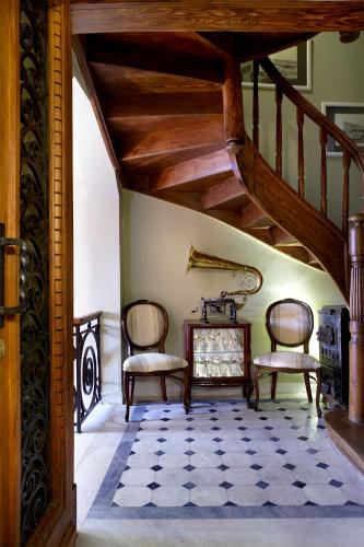 Sweet Home Hotel - image 10