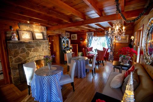 ELLIOTT HOUSE BED & BREAKFAST in Shaver Lake (CA)