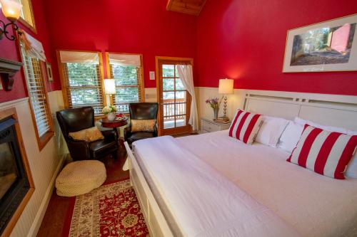 ELLIOTT HOUSE BED & BREAKFAST in Shaver Lake (CA)