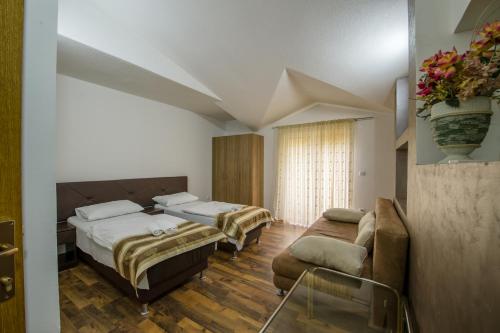 Hotel Flowers in Medjugorje Városközpont