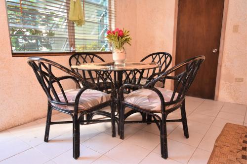Facilities, The Sugar Apple Lodging in Dunmore Town