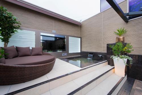 HOTEL W-PARTY-W GROUP HOTELS and RESORTS-