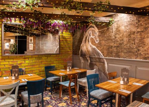 The Coachman Hotel - image 8