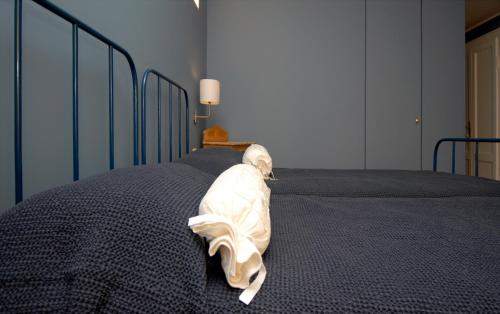 Double or Twin Room image 8