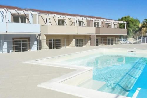  Romantica casa al mare con piscina in Sardegna in 7030 Viddalba
