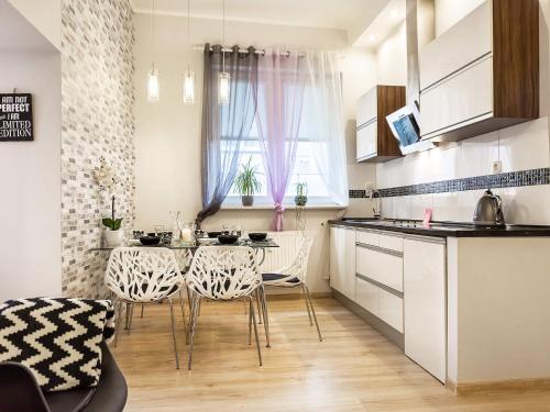 VacationClub – Willa Carmen Apartament 4 - image 4