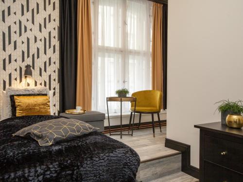 Golden Prague Rooms - image 13