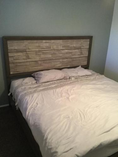 

Vegas Bed & Breakfast; 5 minutes from airport and strip!