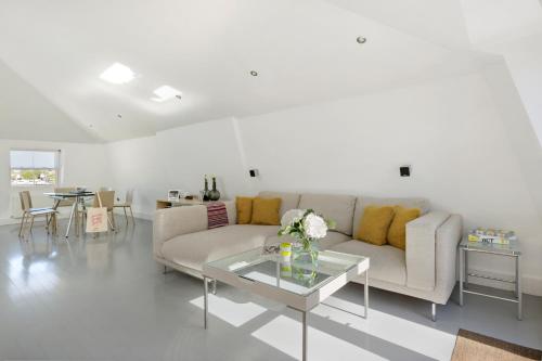 Nevern Place by Supercity Aparthotels - image 11