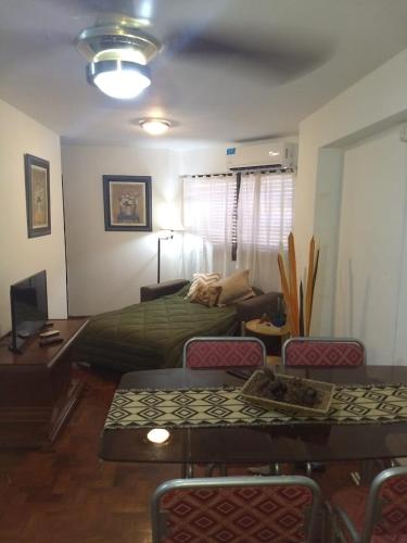 One-Bedroom Apartment image 5
