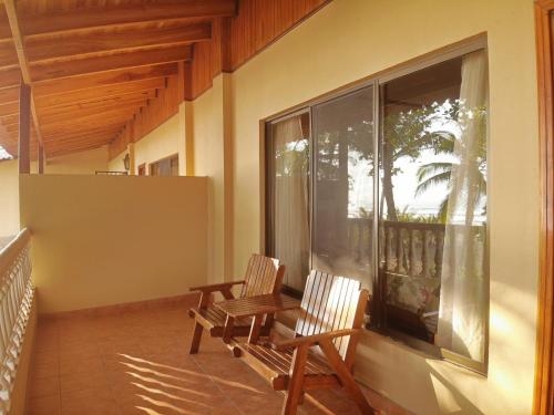 Hotel Delfin Playa Bejuco photo 2