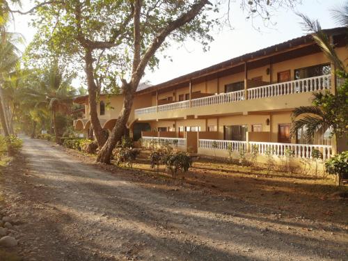 Hotel Delfin Playa Bejuco photo 1