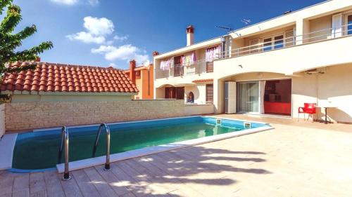 Family friendly apartments with a swimming pool Zadar - Diklo Zadar - 16493