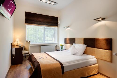 1 twin bed