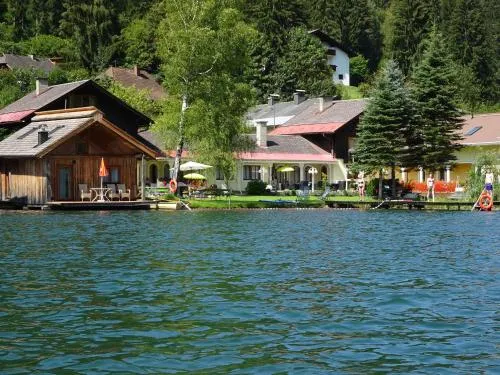 Fischerhof Appartements in Feld am See, Österreich