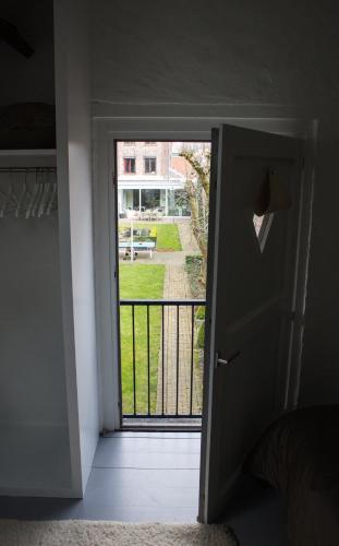 B&B Koetshuis - image 9