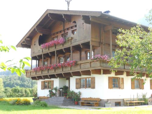 Neuschwendterhof – Ebbs, MO