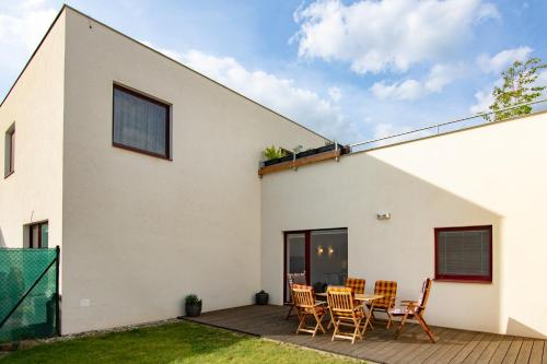 ระเบียง/ชานเรือน, Apartment Aloha in ซนอยโม