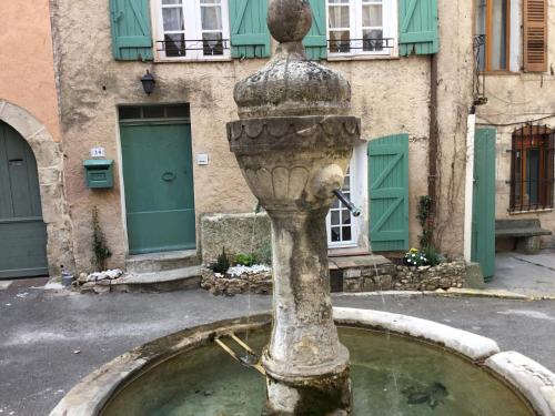 La maison du bonheur chambre d'hôte Cotignac