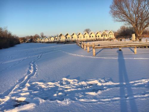 Bootshaus am See