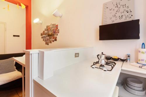 Cosy Nest Isola District Heart - image 10