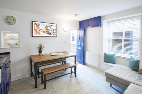 Harbour Cottage - main image
