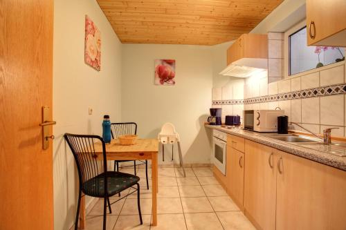 Apartment Liesertal - image 6