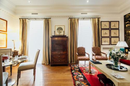 Three-Bedroom Apartment image 10