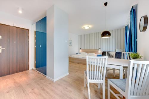 Apartamenty Apartinfo Chmielna Park - image 4