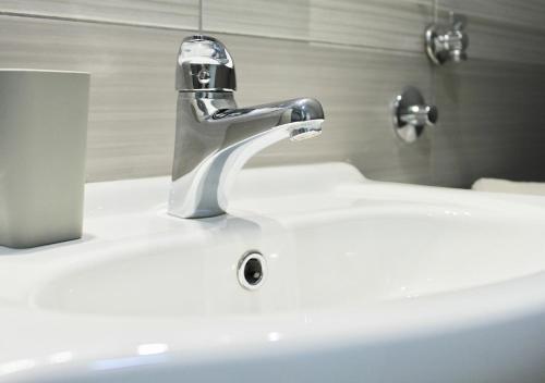 Apartment Queen - image 6