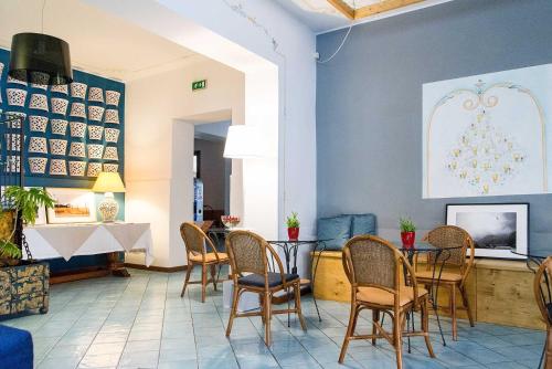 Hotel La Piazzetta - image 12