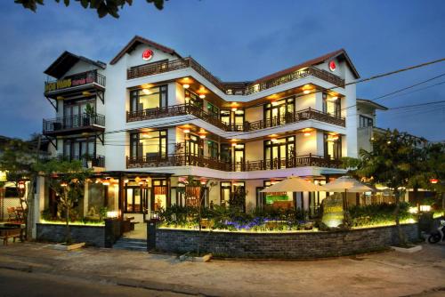 B&B Hoi An - Threeway Riverside Villa - Bed and Breakfast Hoi An