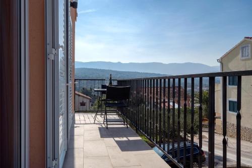 Antonella - image 13