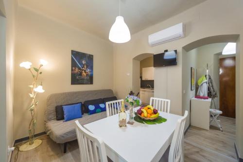  Pippi's Aquarium Home with A/C, Ferienwohnung in Genua