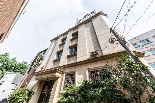 Keumkang Motel in Seoul Station