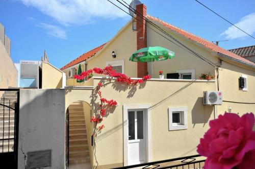 Sunny & Modern by the sea in Bol