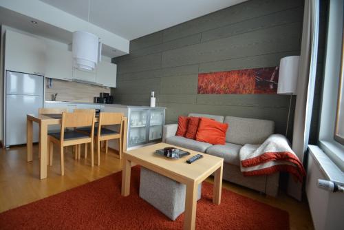 設施, Ylläshuiput (Yllashuiput) in 易拉斯加威